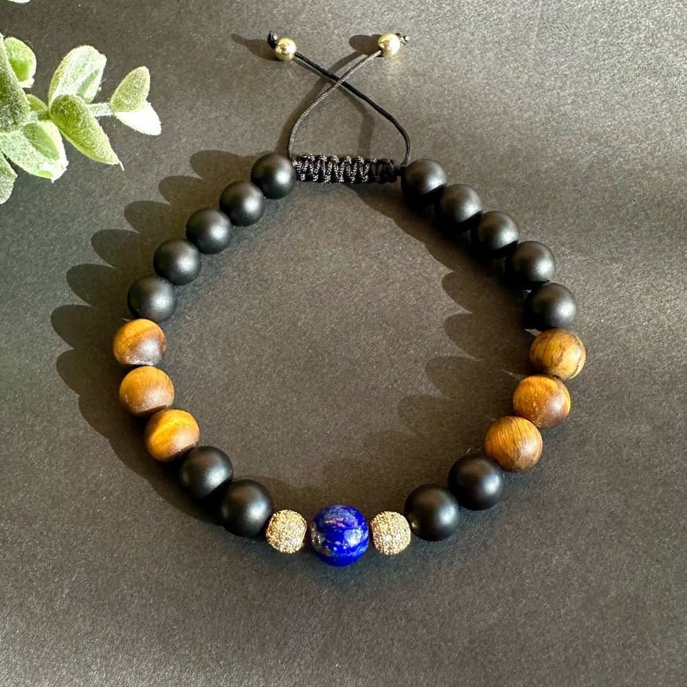 Unisex Bracelet Lapis , Tiger eye and onyx adjustable macrame bracelet